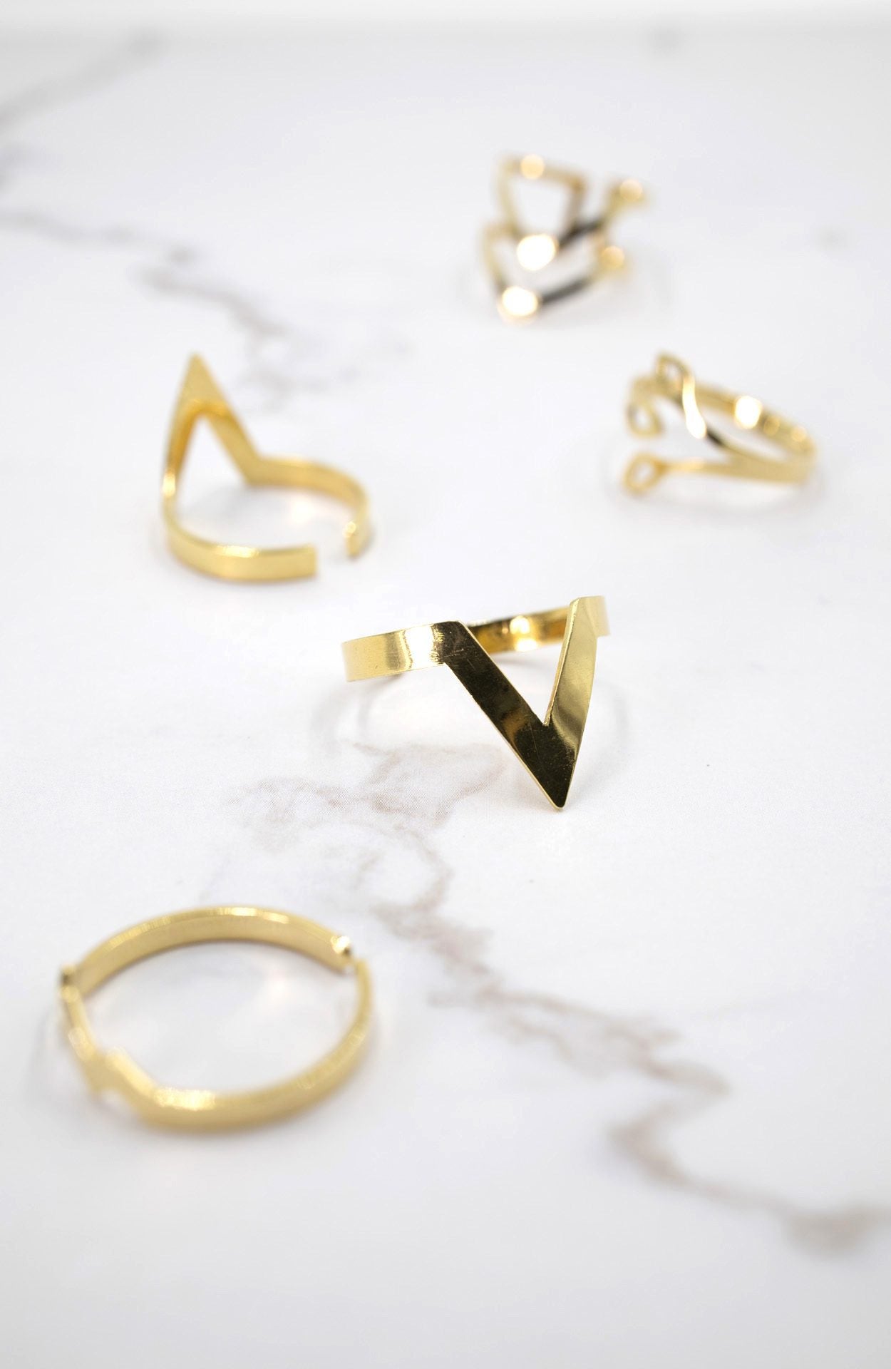 Anillo Flecha EPD chapado oro 24k