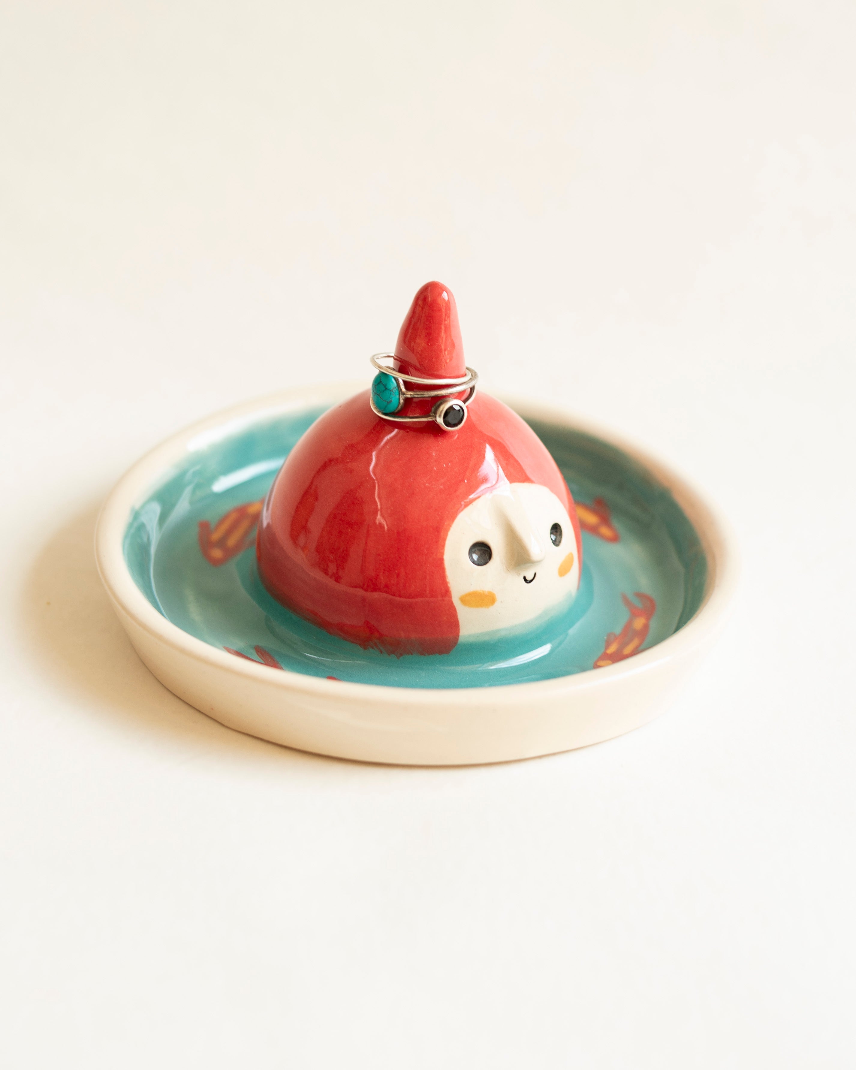 Ring holder, creature with scales