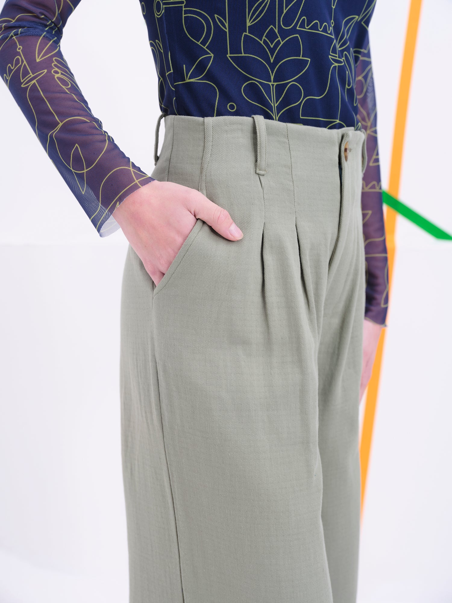 Pantalón Buñuel verde