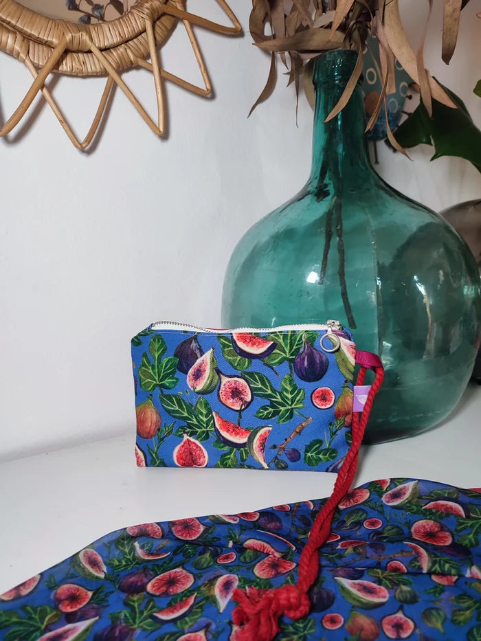 Red Zarvaje Toiletry Bag