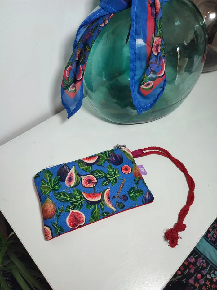 Red Zarvaje Toiletry Bag