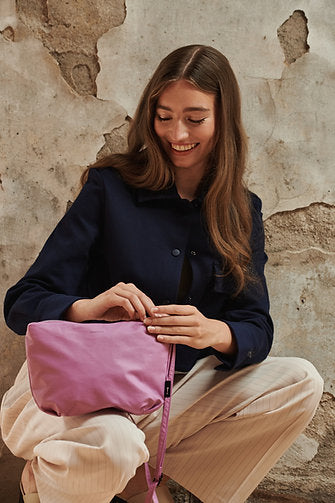 Bolso Cross Body Baggy Pale Pansy