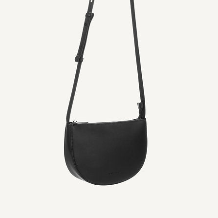 Bolso Soma Halb moon negro