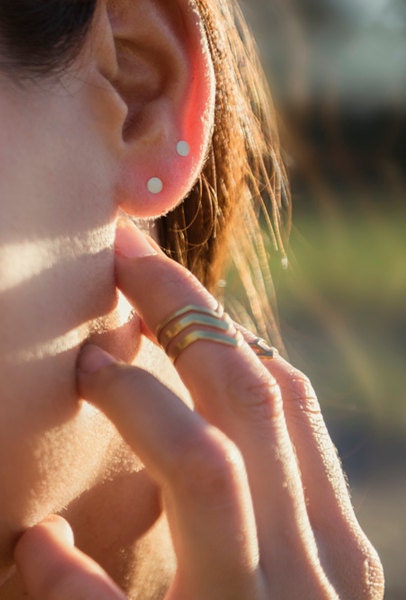 SPOT EARRINGS. Tiny stud. Minimalist circular earrings. Different Colors.