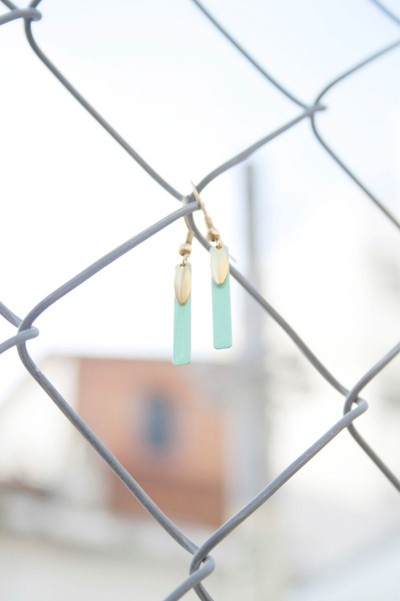 Minimalist rectangle earrings. COLOR STICK EARRINGS. Different colors.