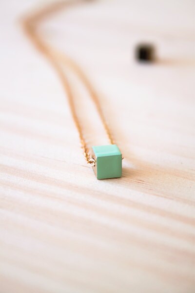 Little CUBE. Minimalist and geometric necklace made of enameled brass. Enameled. Simple and modern necklace.