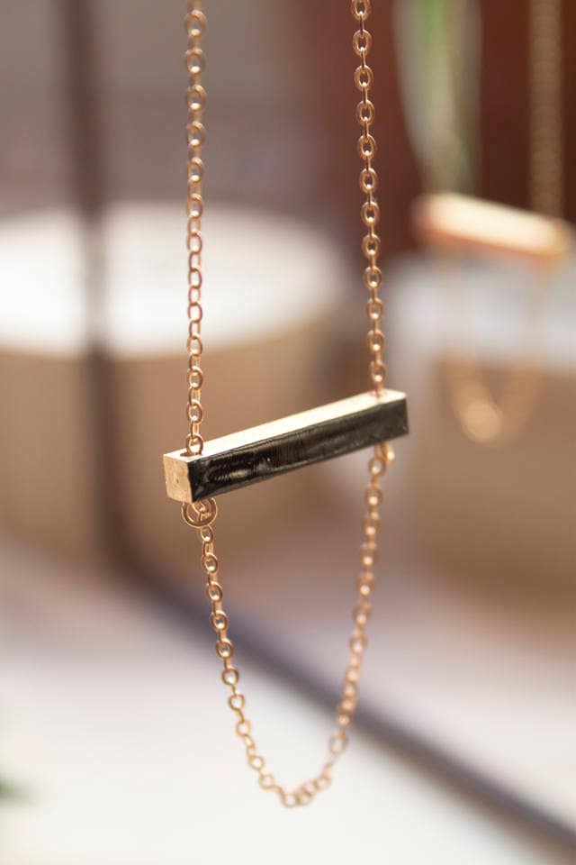 Minimalist tiny necklace. Short horizontal. Geometry. Simple and modern. Small jewelry for Everyday.