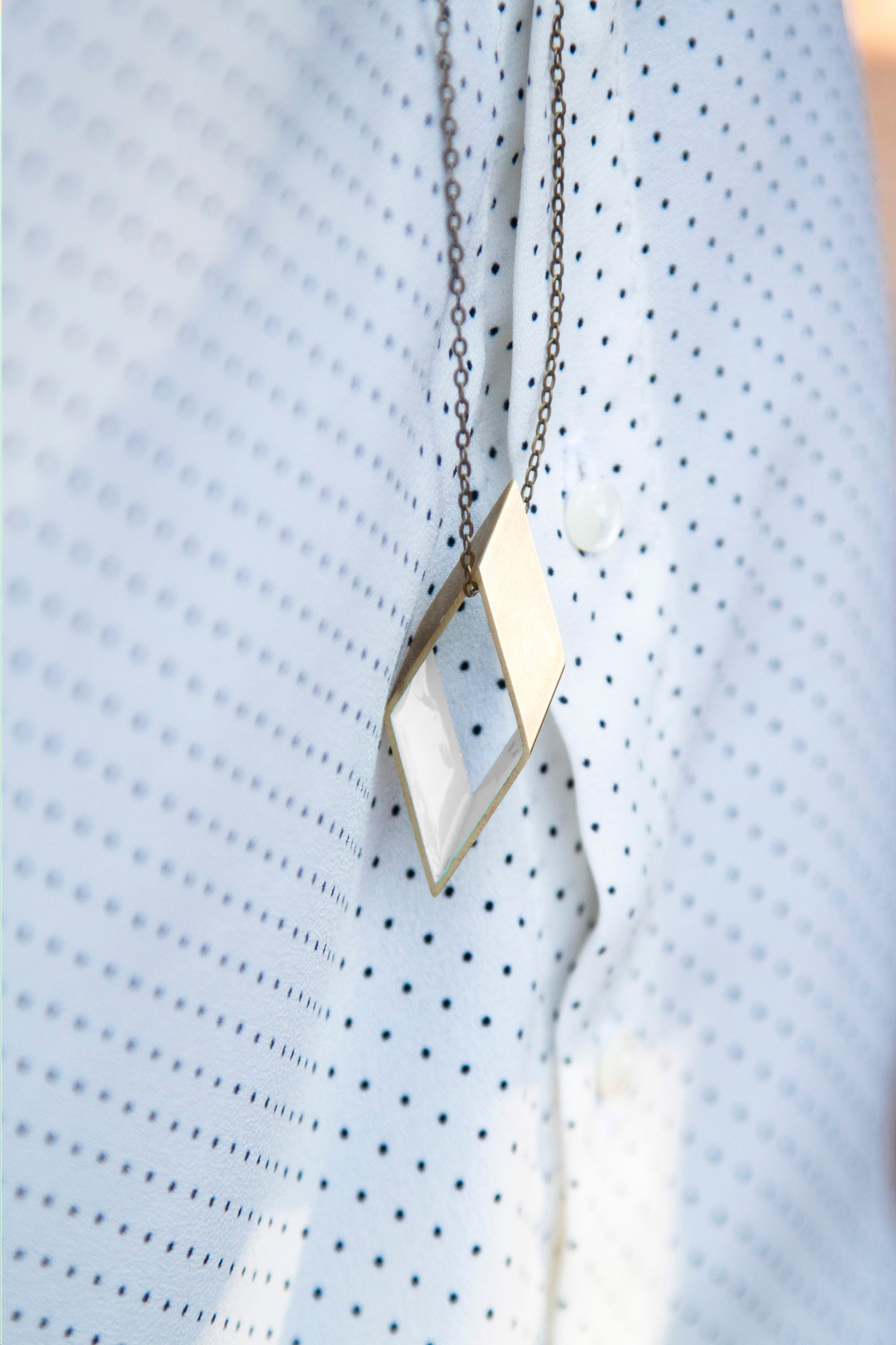 Minimalist necklace. RHOMBUS. Rhombus color necklace. Simple and elegant handmade piece.