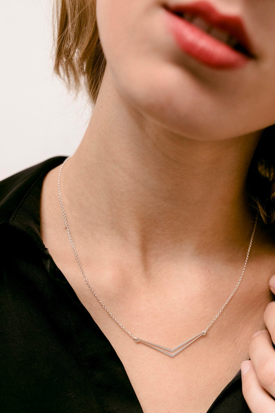 SILVER NECKLACE. DOUBLE V. Sterling Silver 925. Sterling Silver 925. Delicate and elegant piece perfect for gifts.