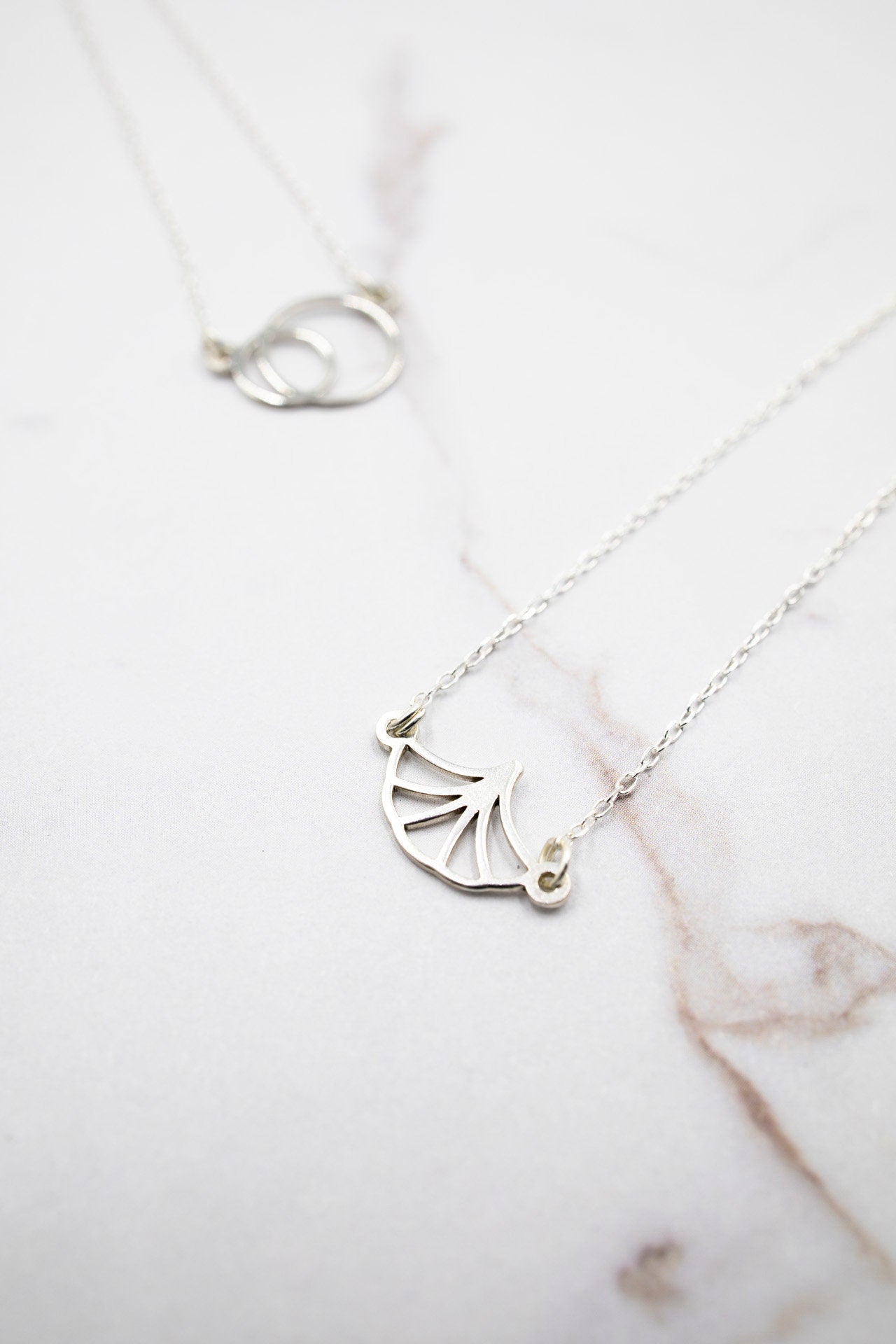SILVER Mini Necklace. SHELL. Sterling Silver 925. Delicate and elegant piece perfect for gifts.