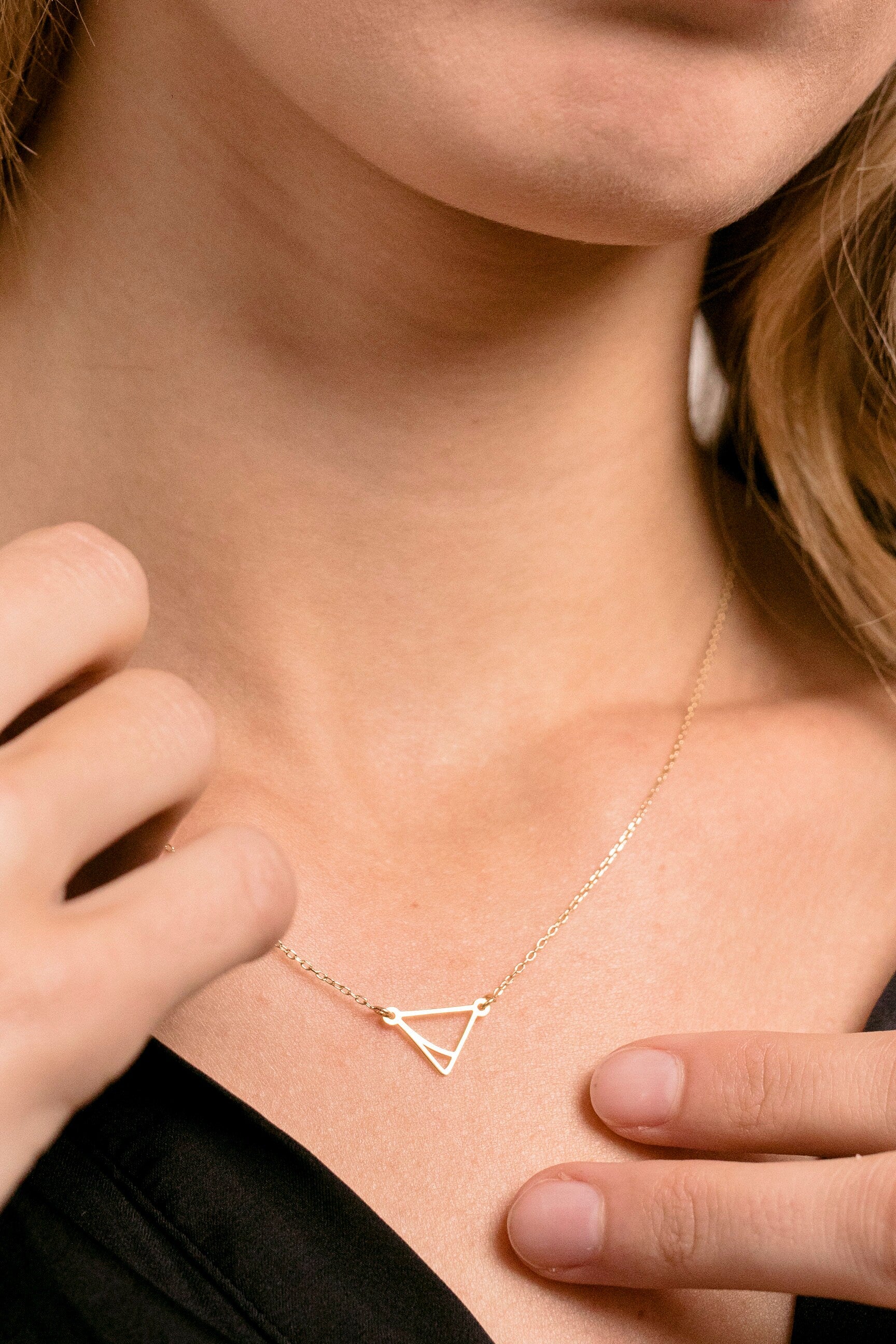 GOLDPLATED Mini Necklace. TRIANGLE. Goldplated silver 24k. Minimalist jewelry. Delicate, elegant. Gift.