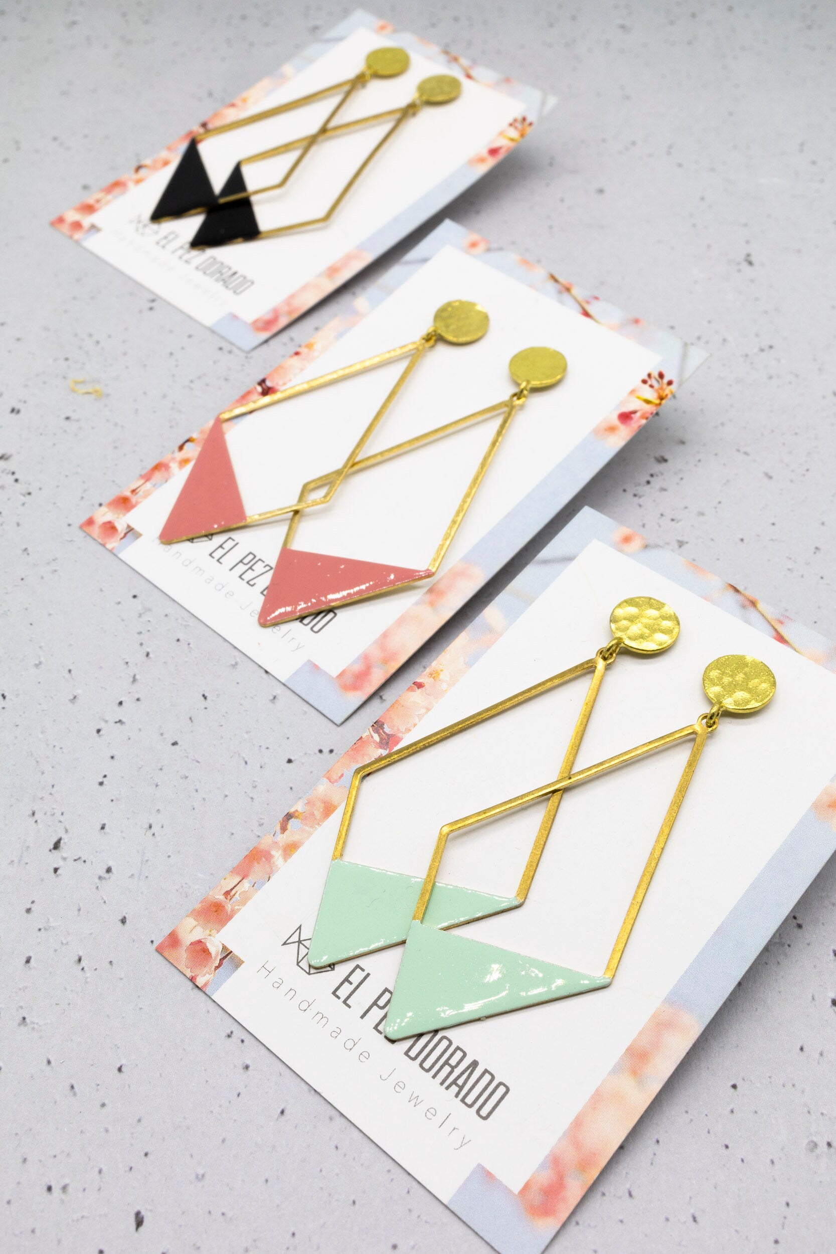 LONG RHOMBUS EARRINGS. Color earrings.