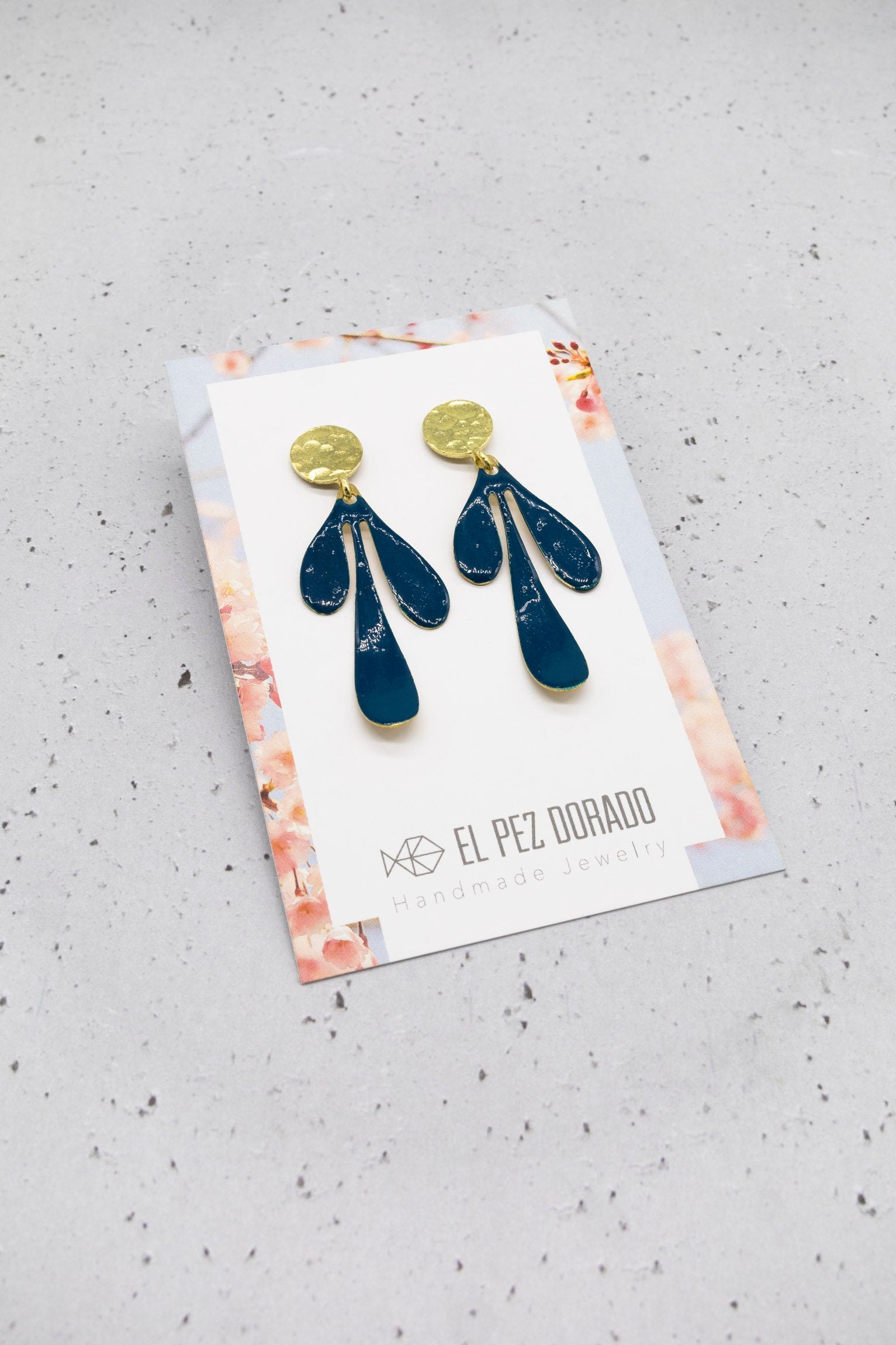 COLOR LEAVES EARRINGS. Color earrings. New collection. Original color earrings. Enameled metal.