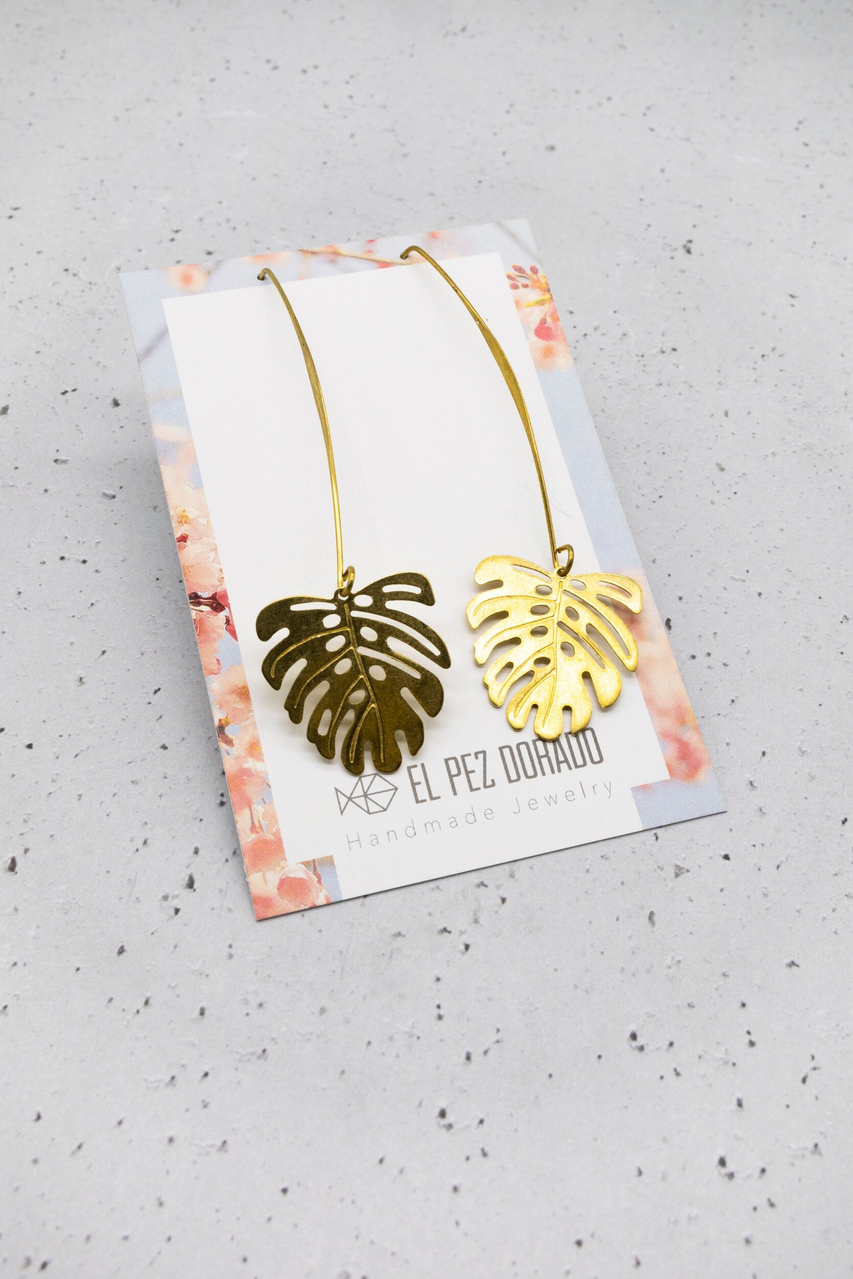 MOSTERA EARRINGS. Elegant earrings. Pendientes nueva coleccion. New collection earrings. Original earrings. Earrings for a gift.