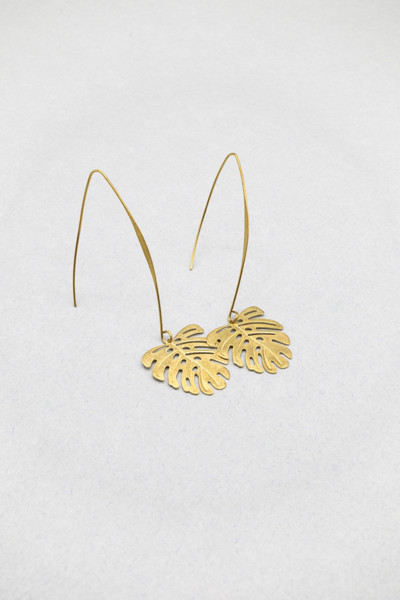 MOSTERA EARRINGS. Elegant earrings. Pendientes nueva coleccion. New collection earrings. Original earrings. Earrings for a gift.