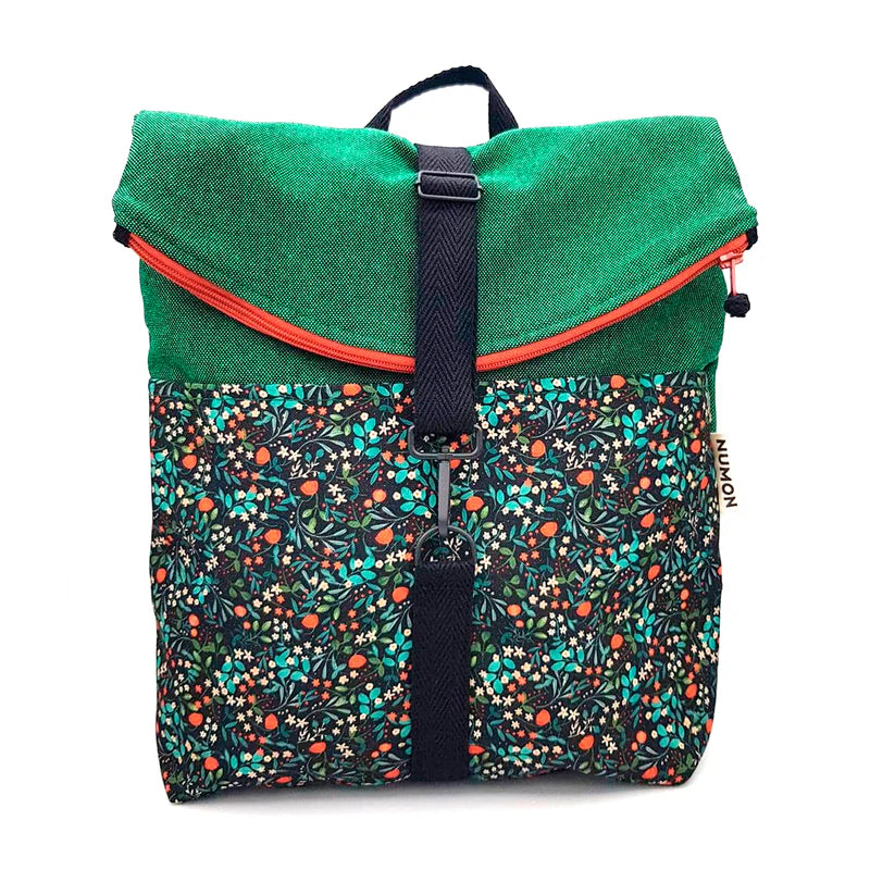 Iconic backpack tile