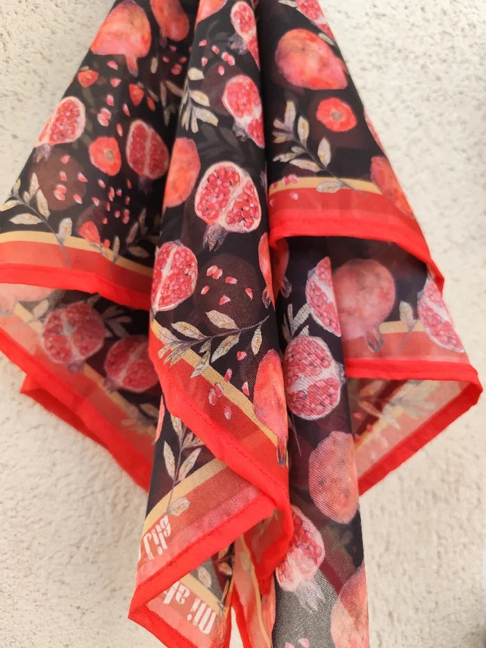 Pañuelo Granadas sobre negro