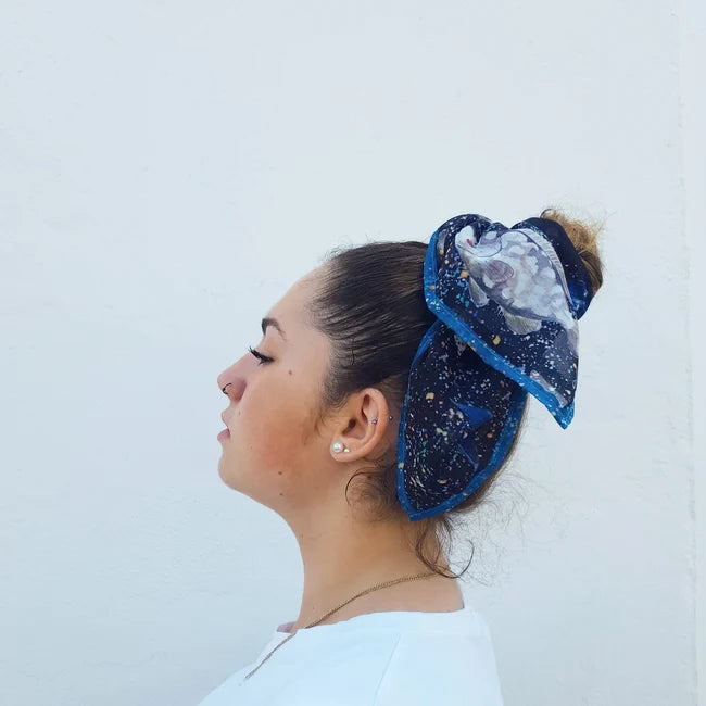 Red Algarium handkerchief