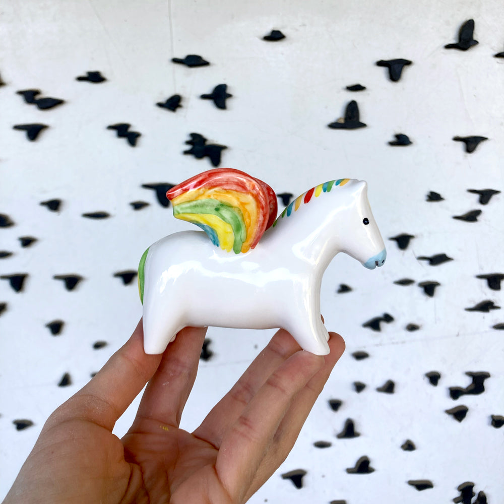 Pegasito caballo alado